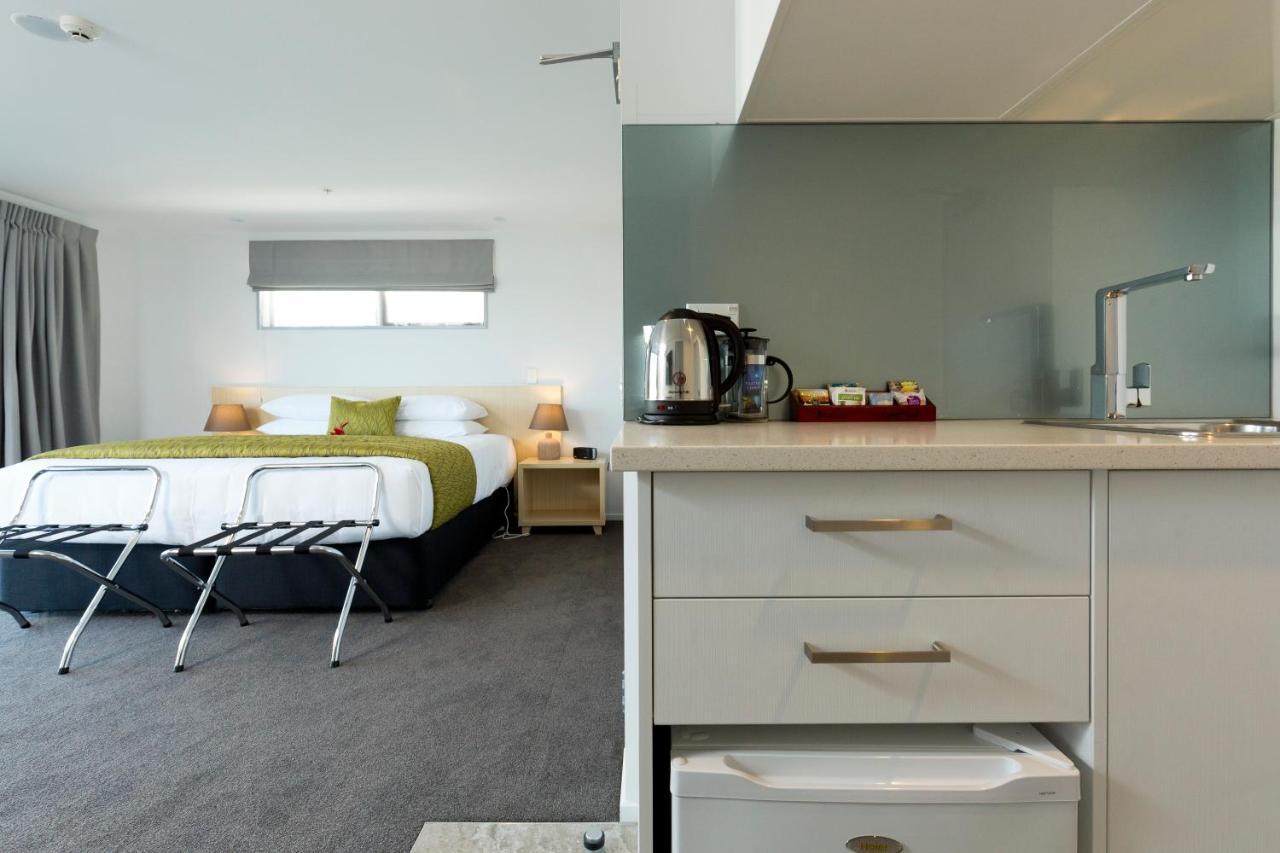 2 On Whiteleigh And 239 On Lincoln Motel Christchurch Luaran gambar A studio apartment