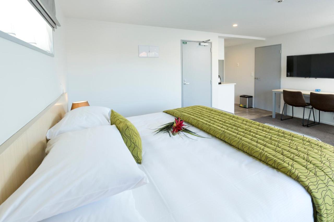 2 On Whiteleigh And 239 On Lincoln Motel Christchurch Luaran gambar A room at the hotel