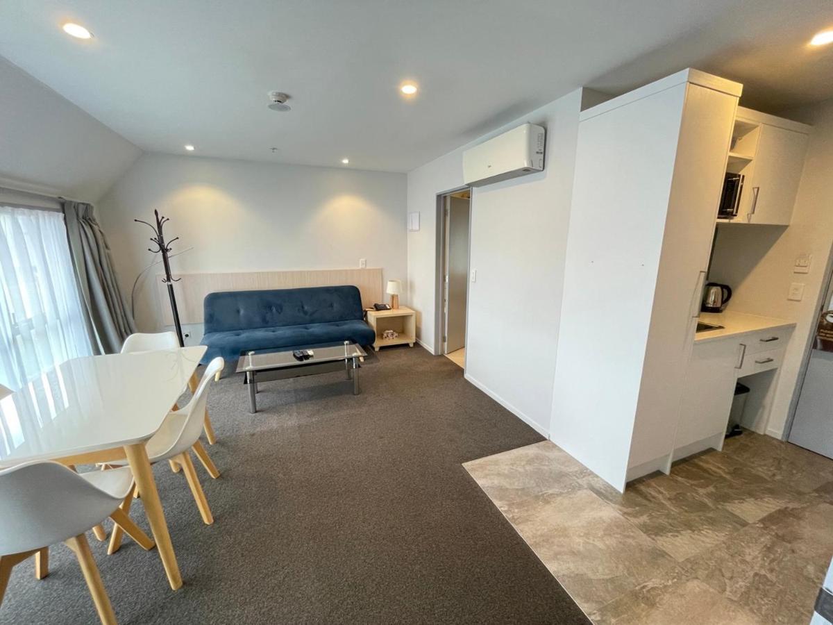 2 On Whiteleigh And 239 On Lincoln Motel Christchurch Luaran gambar A one-bedroom apartment at the hotel
