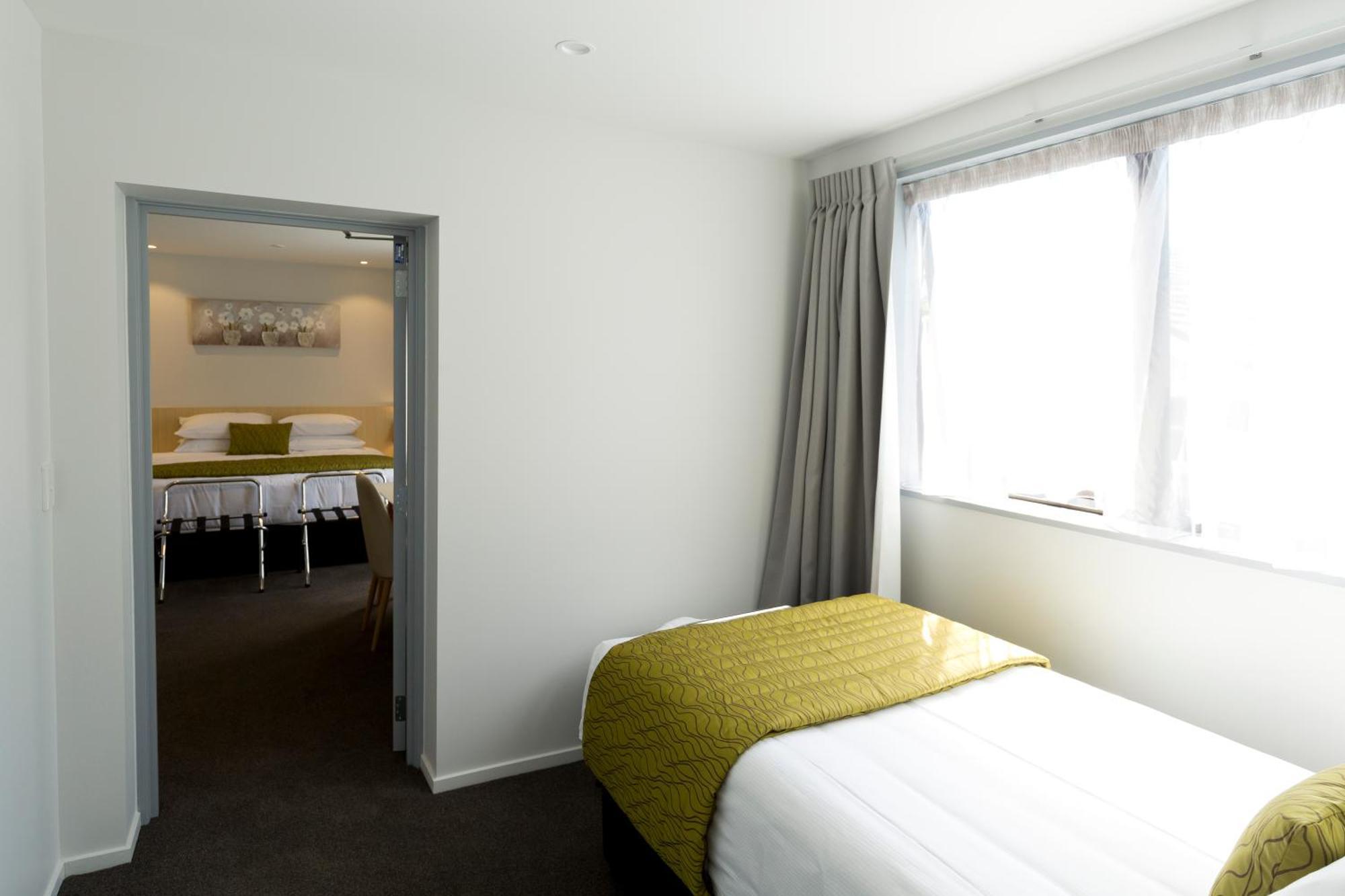 2 On Whiteleigh And 239 On Lincoln Motel Christchurch Luaran gambar A typical room at the hotel