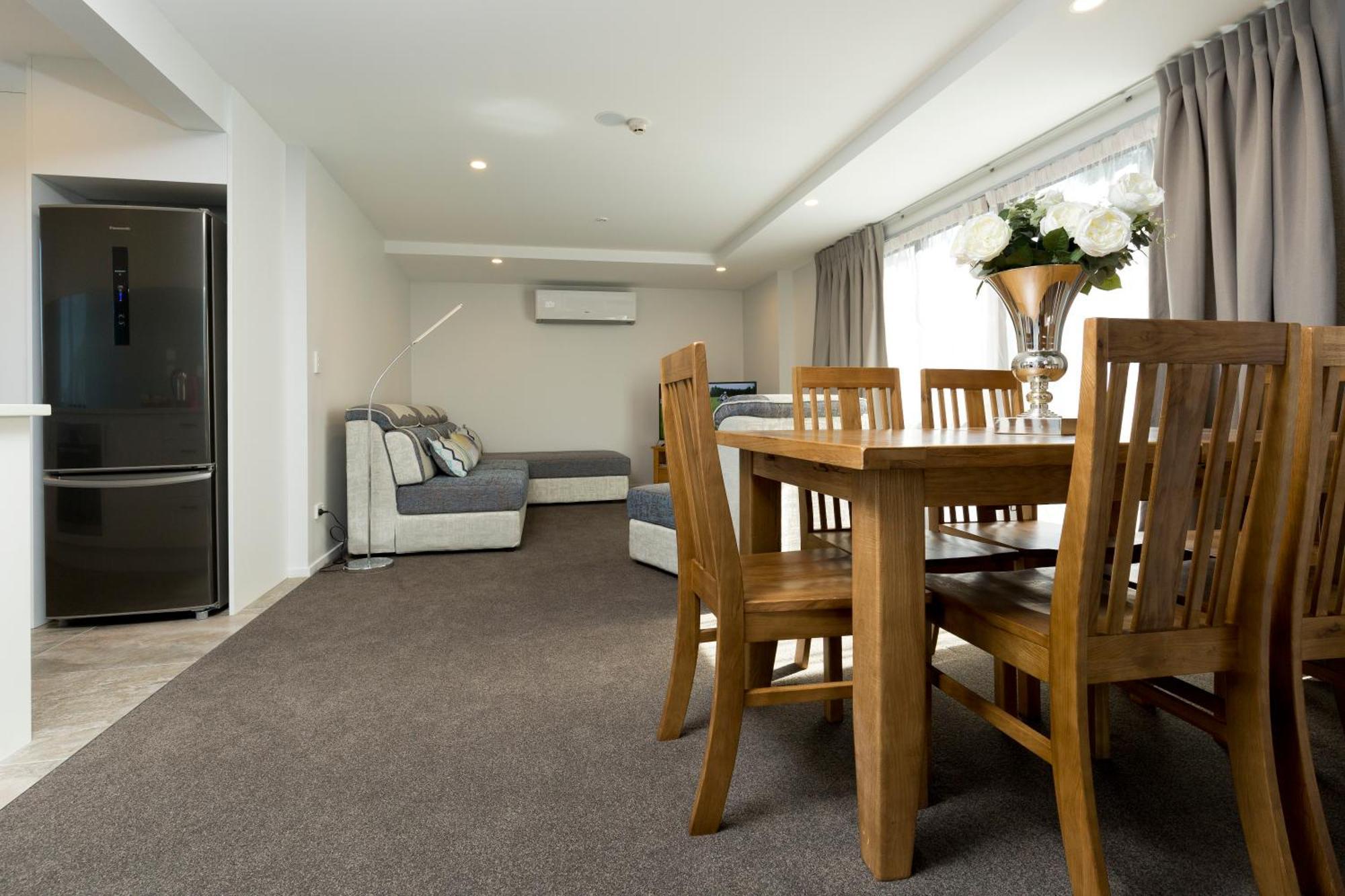 2 On Whiteleigh And 239 On Lincoln Motel Christchurch Luaran gambar A typical apartment at the hotel