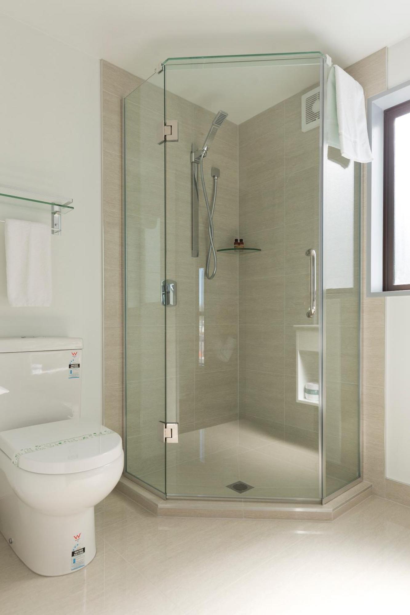 2 On Whiteleigh And 239 On Lincoln Motel Christchurch Luaran gambar A shower enclosure