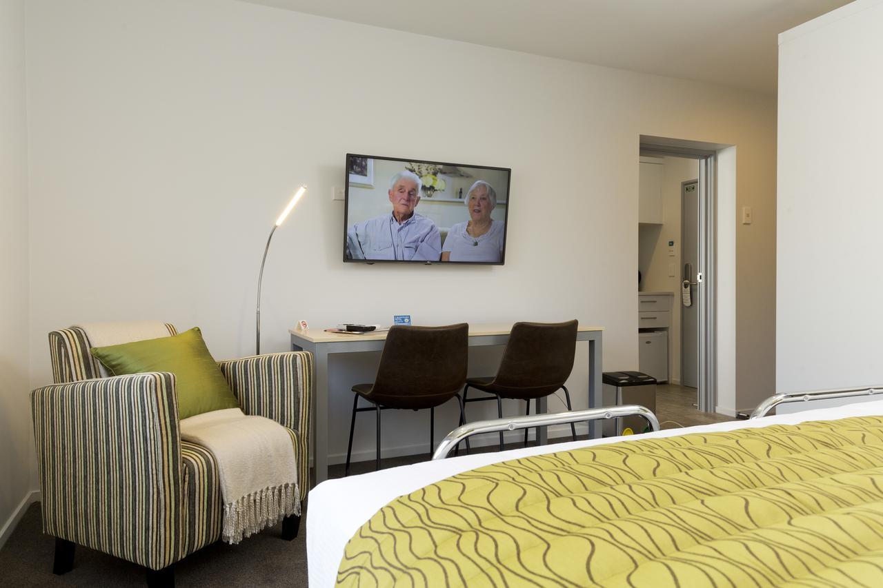 2 On Whiteleigh And 239 On Lincoln Motel Christchurch Luaran gambar A room at the hotel