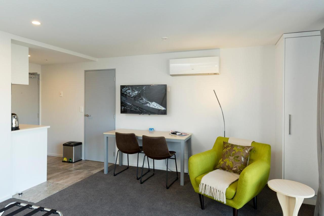 2 On Whiteleigh And 239 On Lincoln Motel Christchurch Bilik gambar A typical one-bedroom apartment at the hotel